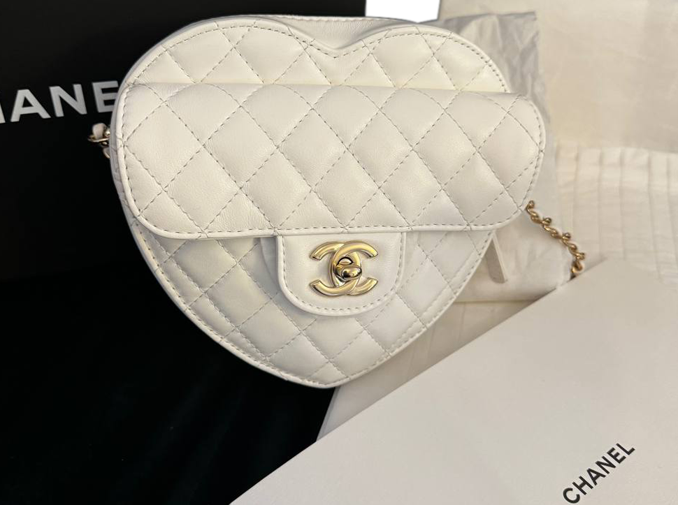 Buy original Chanel Heart with Bitcoin!